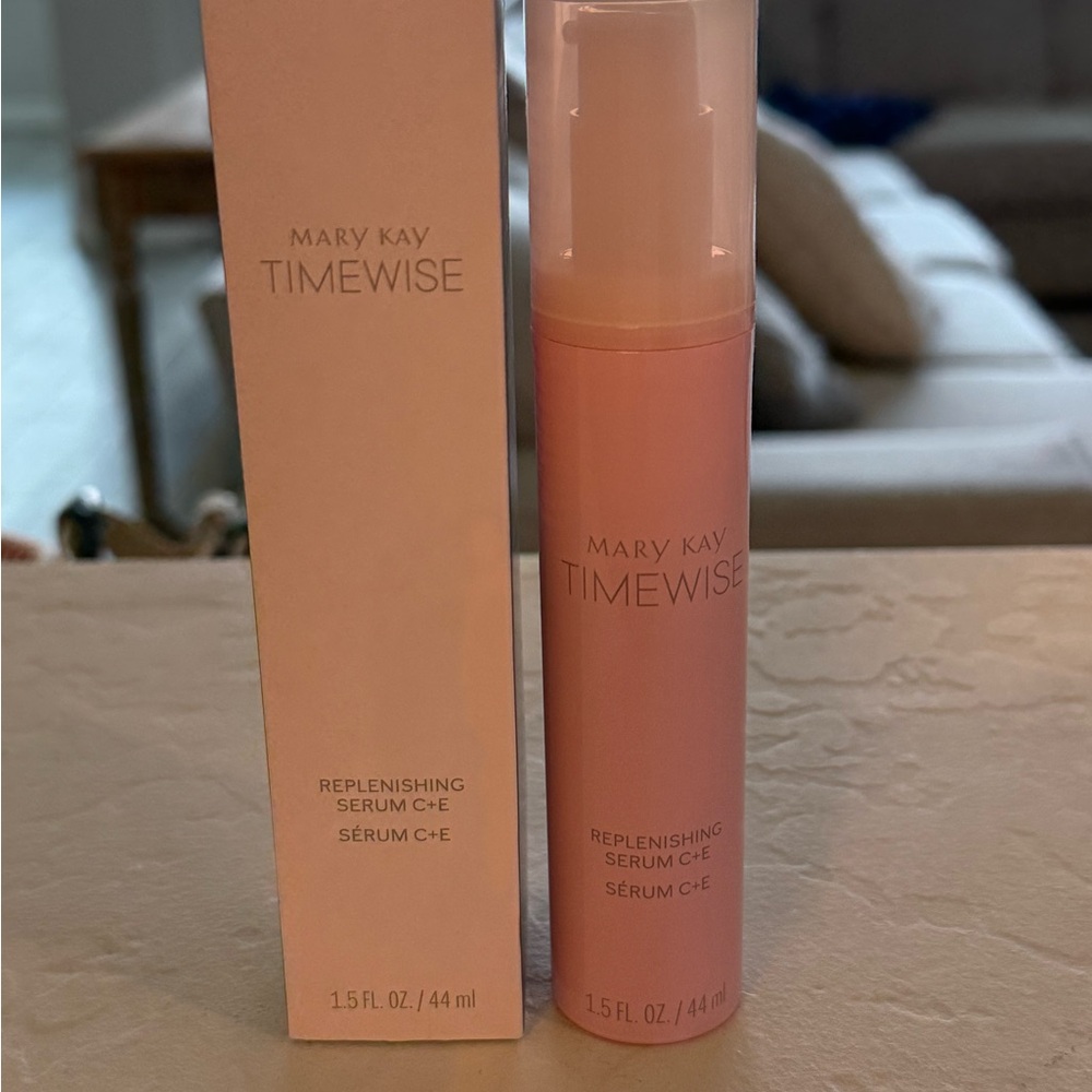 Mary Kay Timewise Replenishing Serum C+E